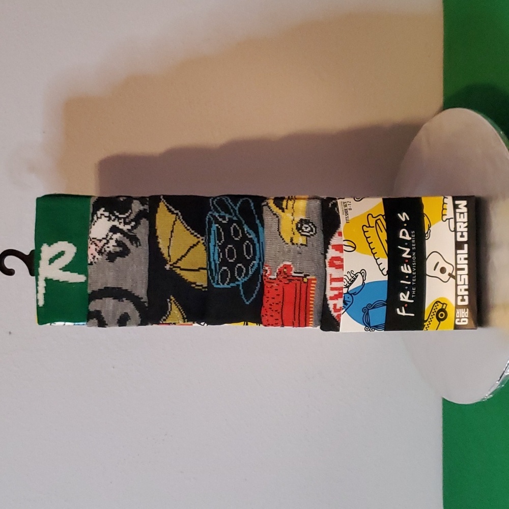 6-Pair Friends Crew Socks